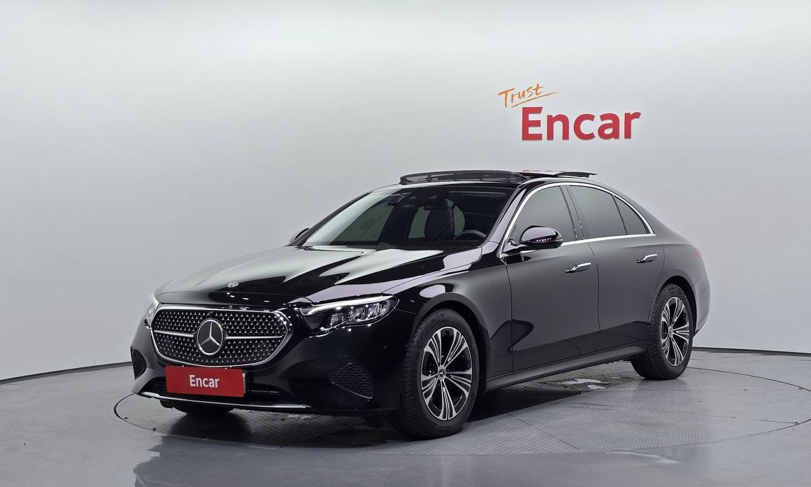 Mercedes-Benz E-Class 2025