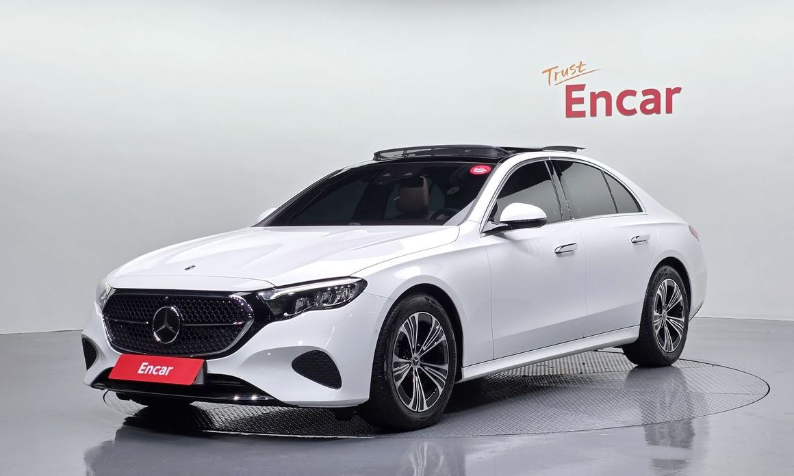 Mercedes-Benz E-Class 2025