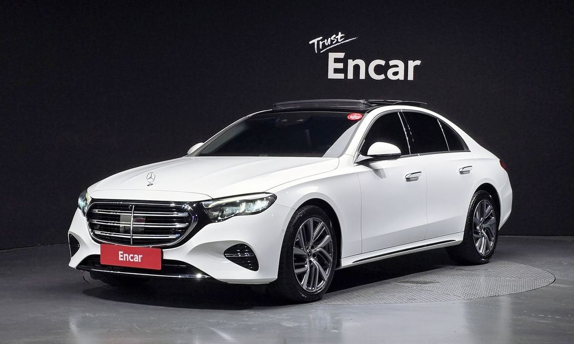 Mercedes-Benz E-Class 2025