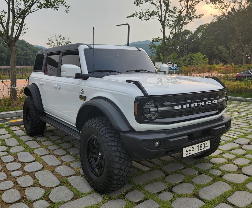 Ford Bronco 2023