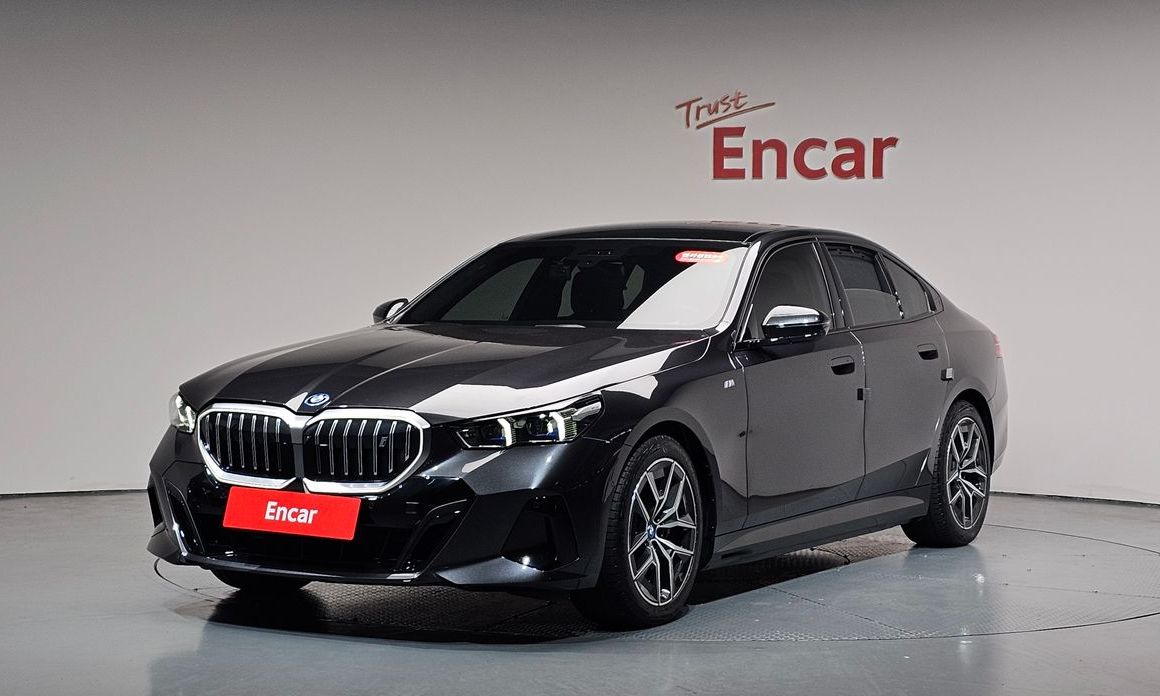 BMW i5 2024