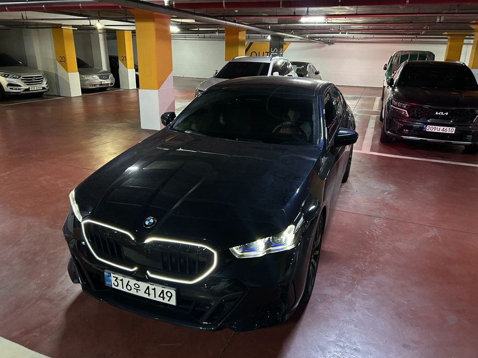 BMW 5-Series 2026