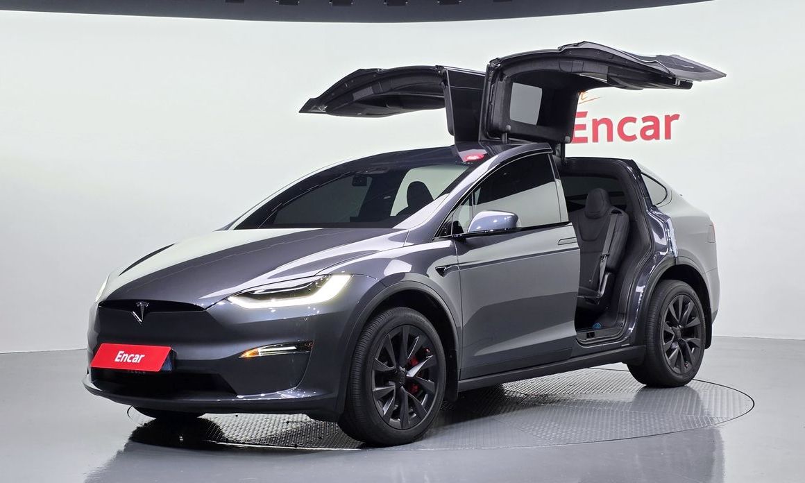 Tesla Model X 2023