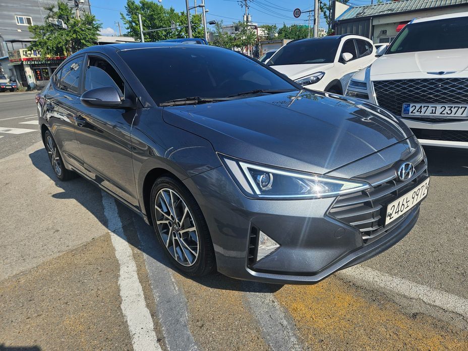 Hyundai AVANTE 2020