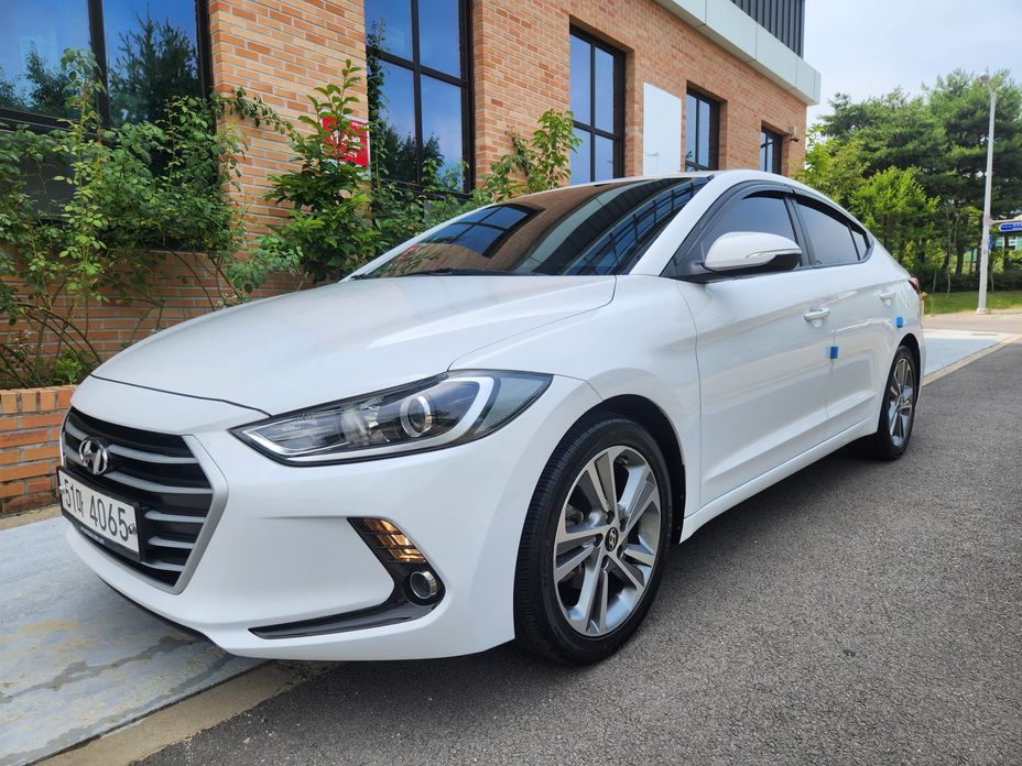Hyundai AVANTE 2018