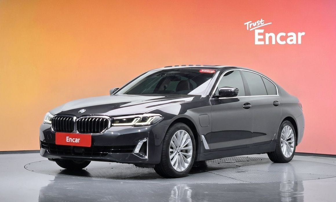 BMW 5-Series 2021