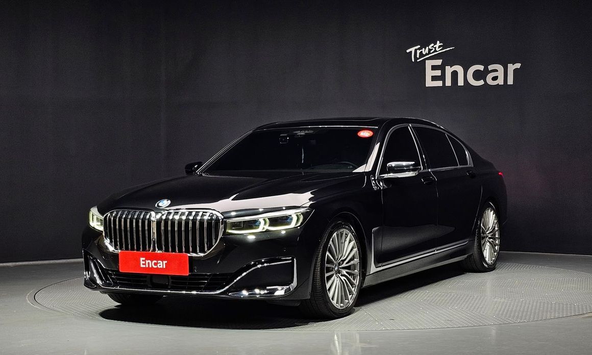 BMW 7-Series 2021