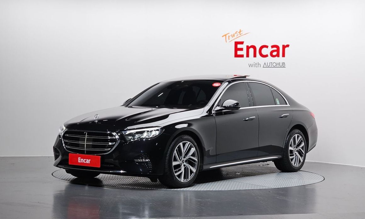 Mercedes-Benz E-Class 2025