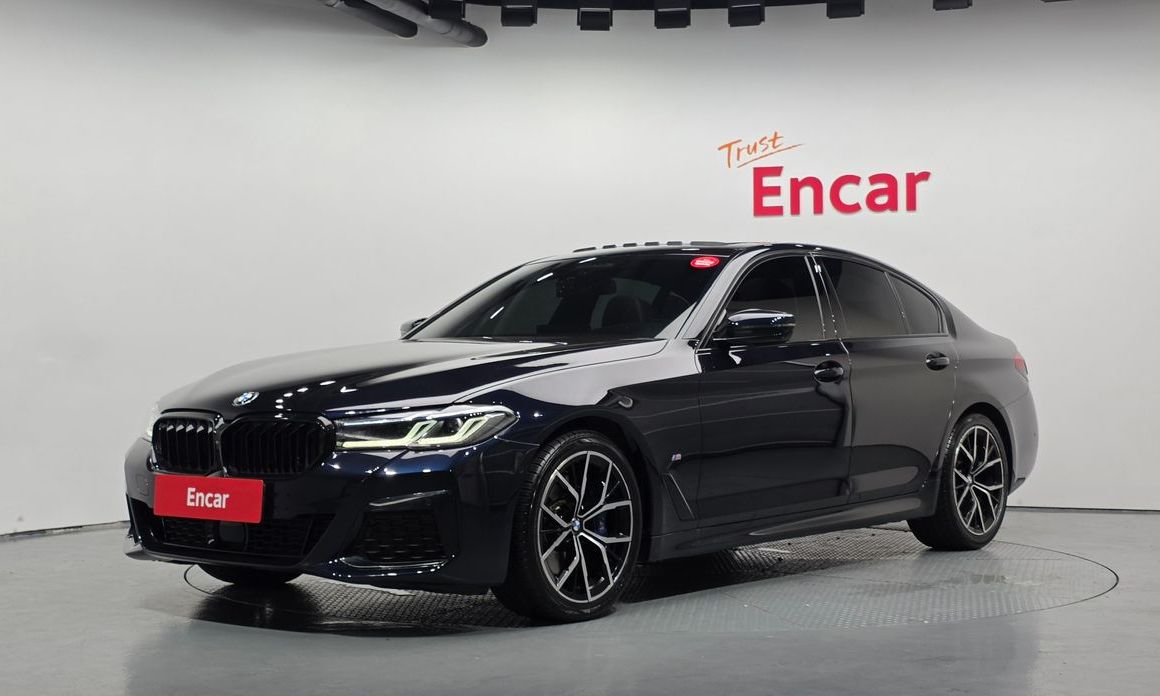 BMW 5-Series 2023