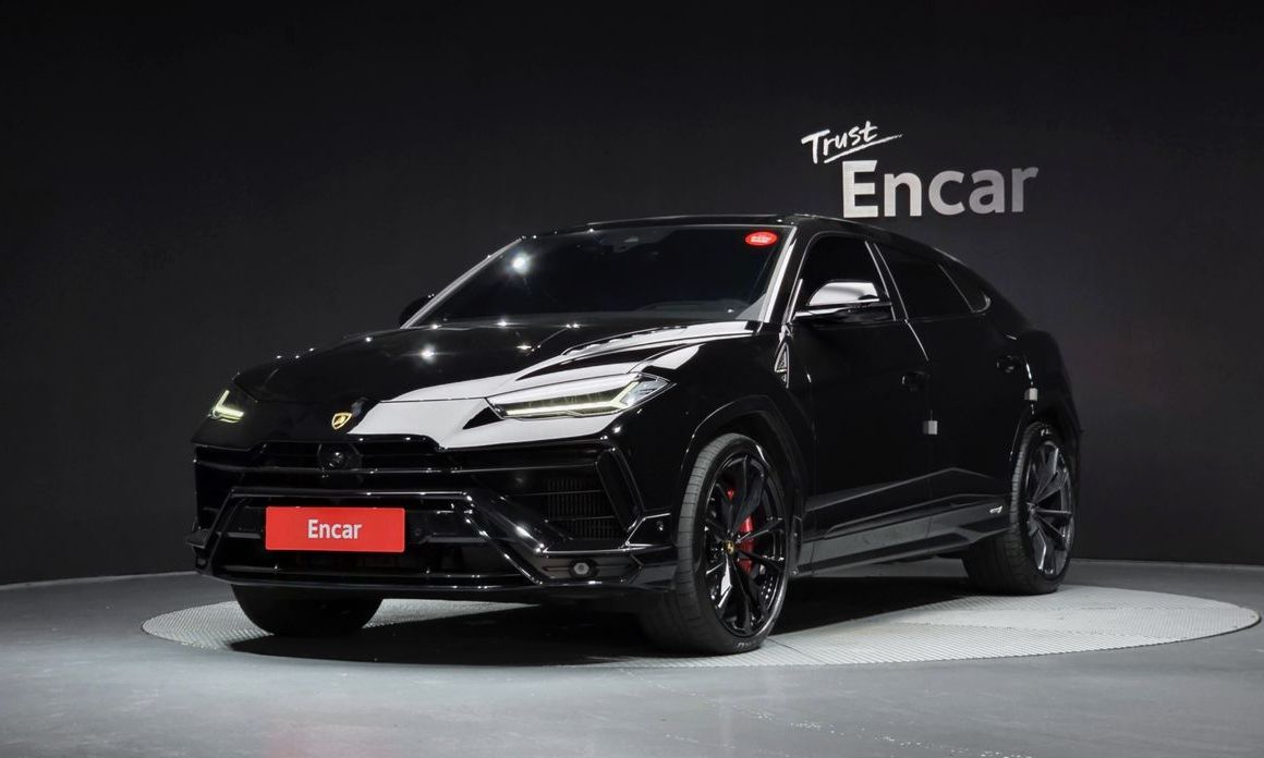 Lamborghini Urus 2024