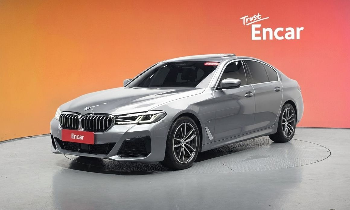 BMW 5-Series 2023