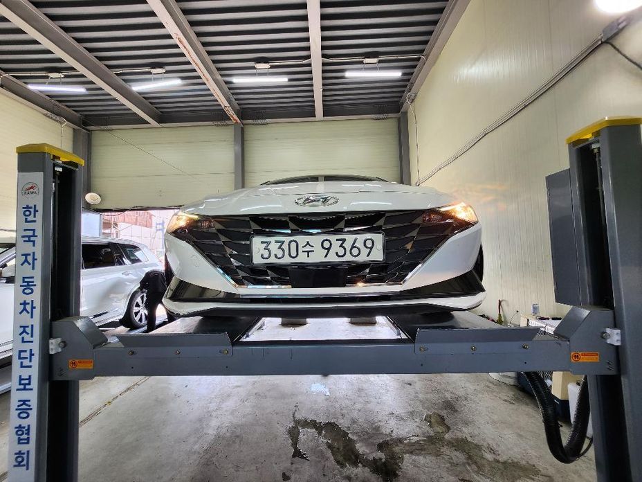 Hyundai AVANTE 2023