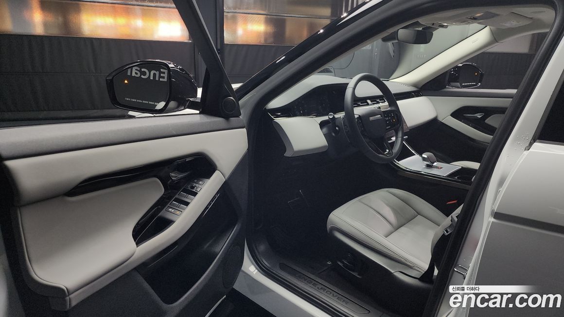 Land Rover Range Rover Evoque 2024