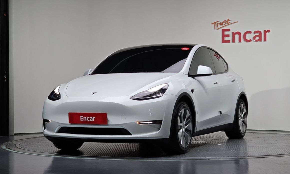 Tesla Model Y 2022