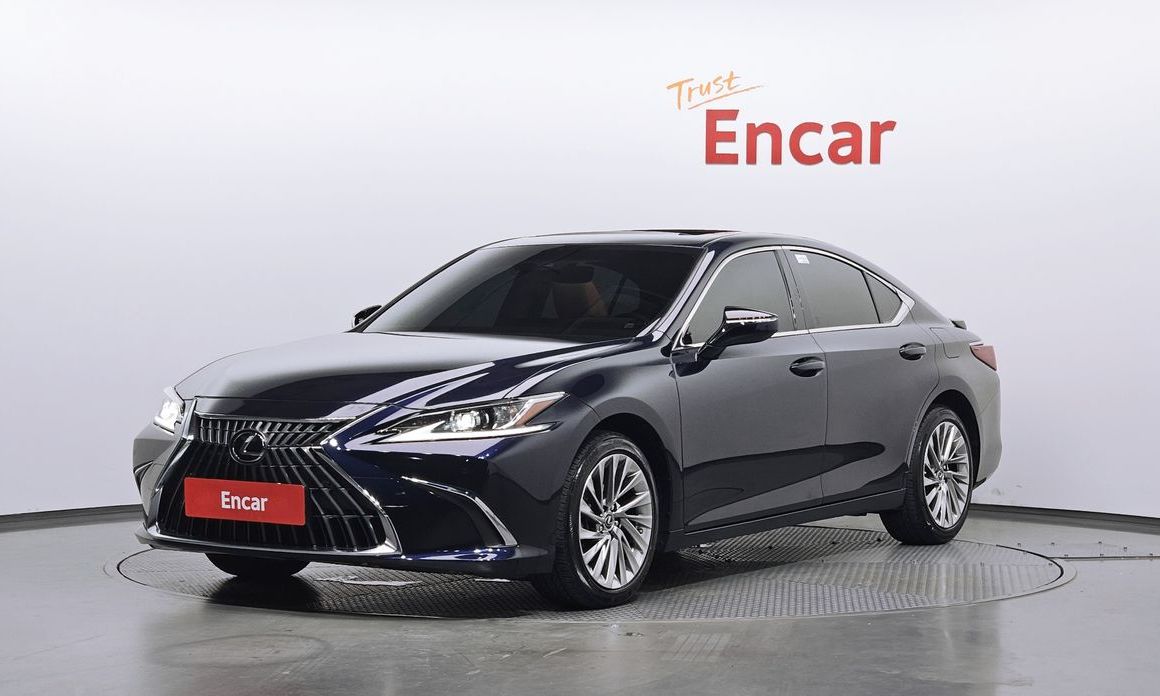 Lexus ES 2023