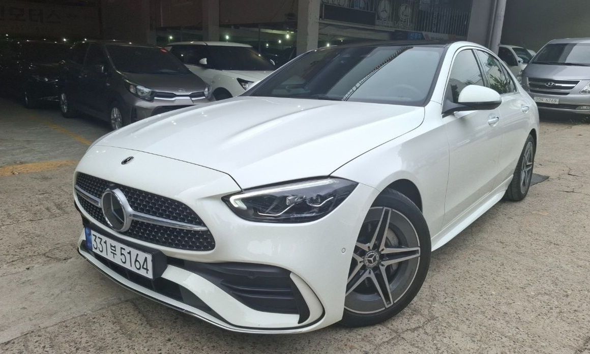 Mercedes-Benz C-Class 2025
