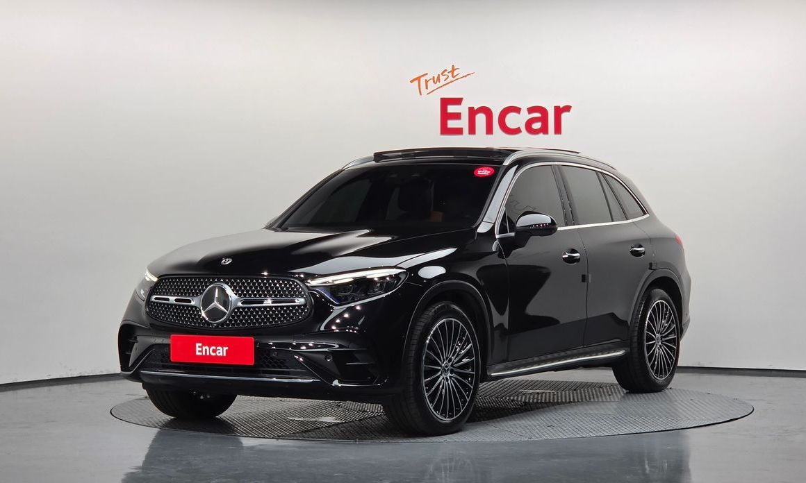 Mercedes-Benz GLC-Class 2023