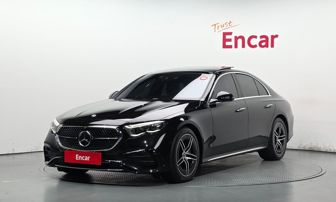 Mercedes-Benz E-Class 2024