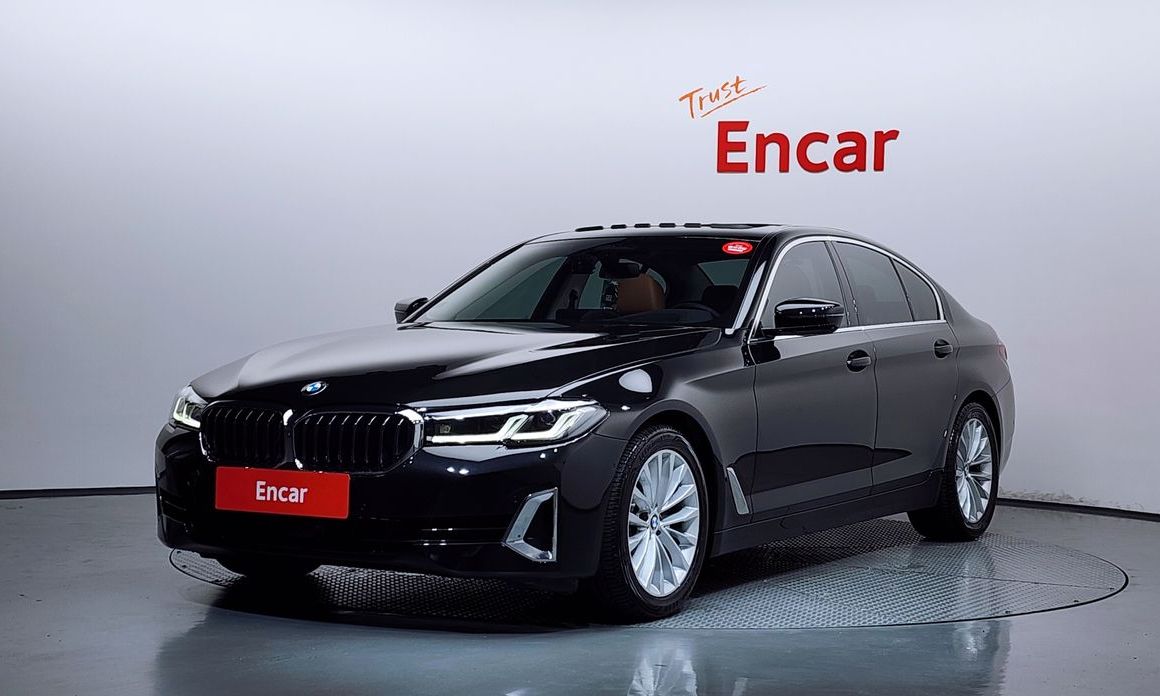 BMW 5-Series 2021