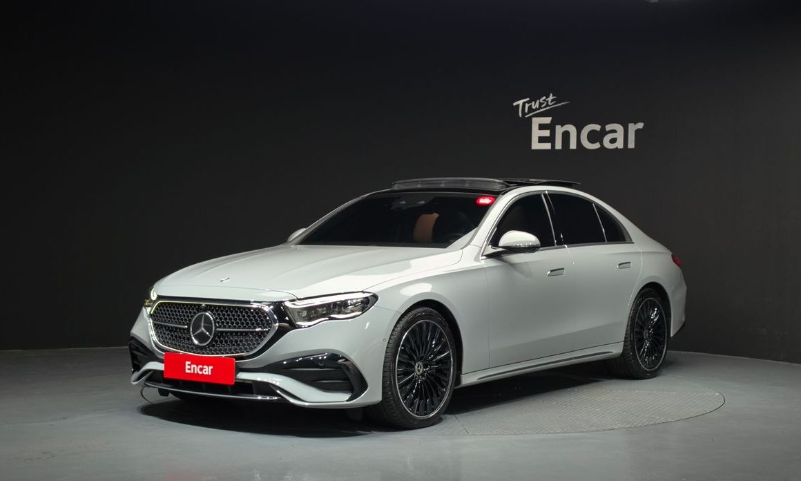 Mercedes-Benz E-Class 2024