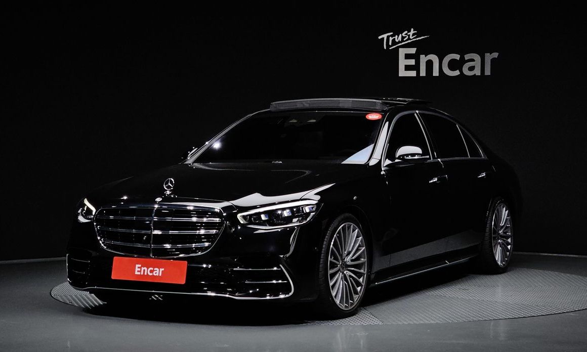 Mercedes-Benz S-Class 2025