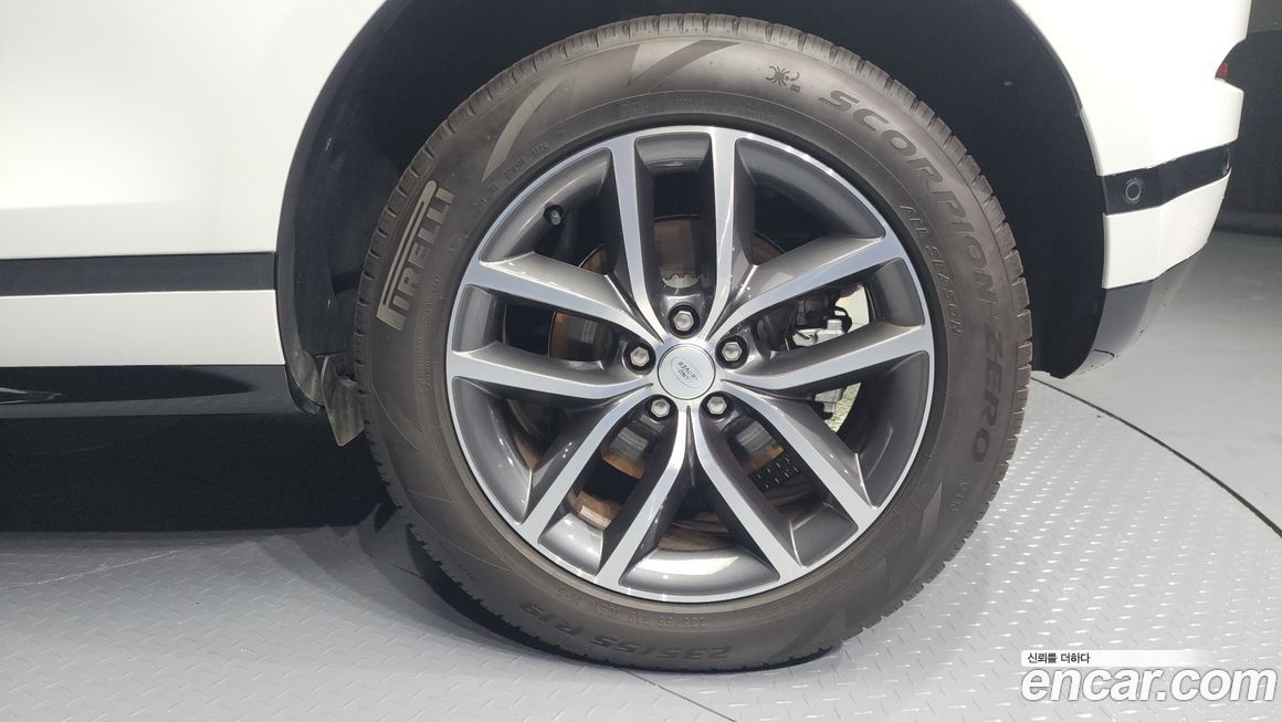 Land Rover Range Rover Evoque 2024