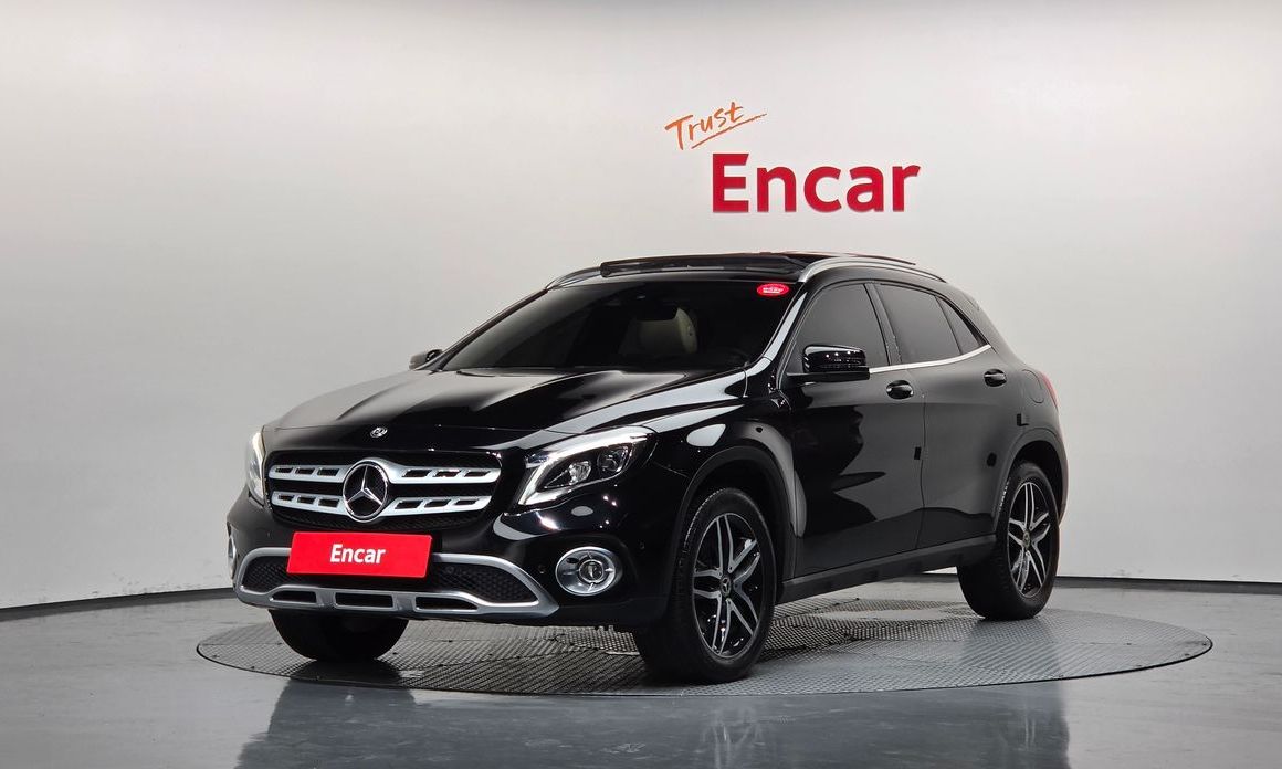 Mercedes-Benz GLA-Class 2019