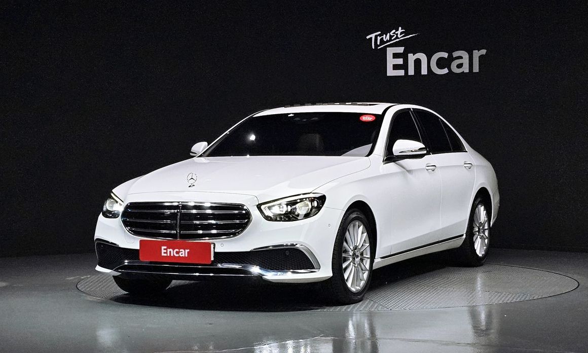 Mercedes-Benz E-Class 2021