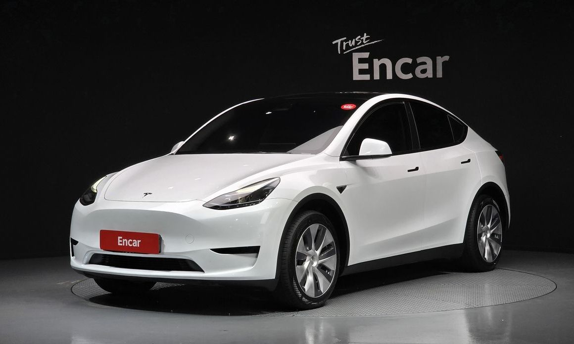 Tesla Model Y 2023