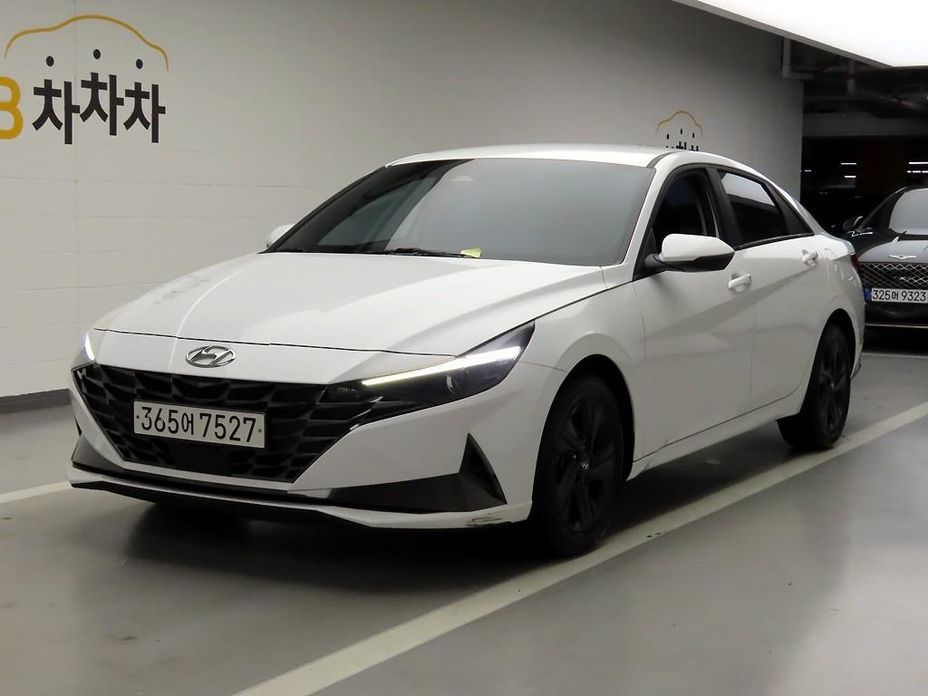 Hyundai AVANTE 2023