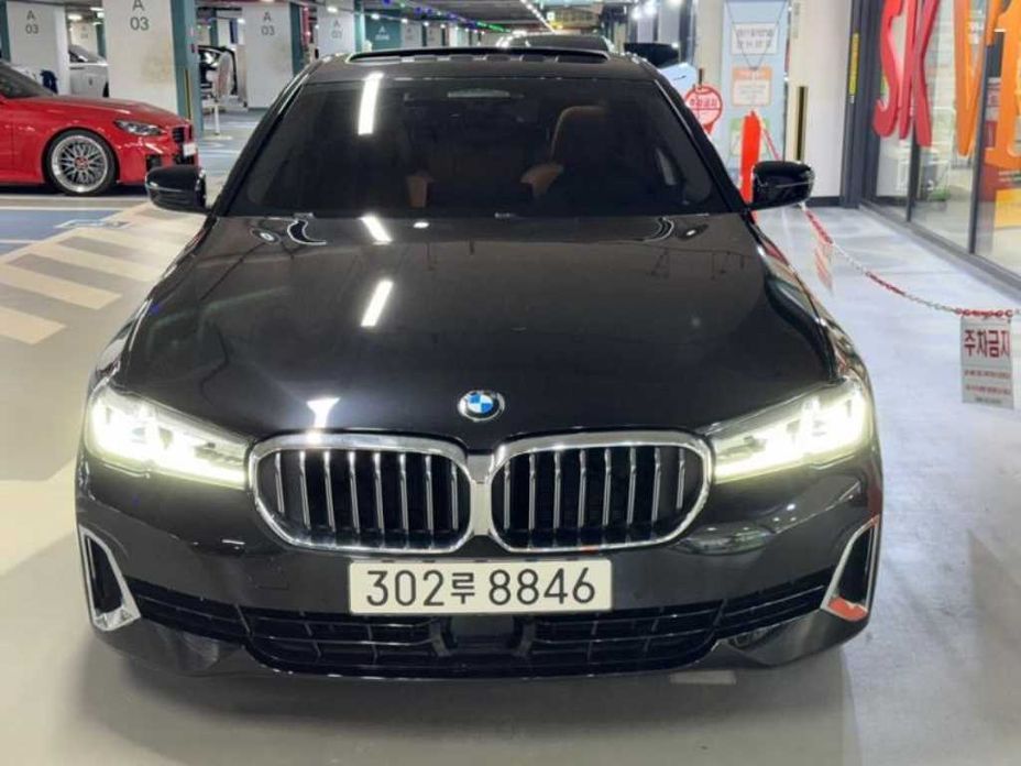 BMW 5-Series 2022