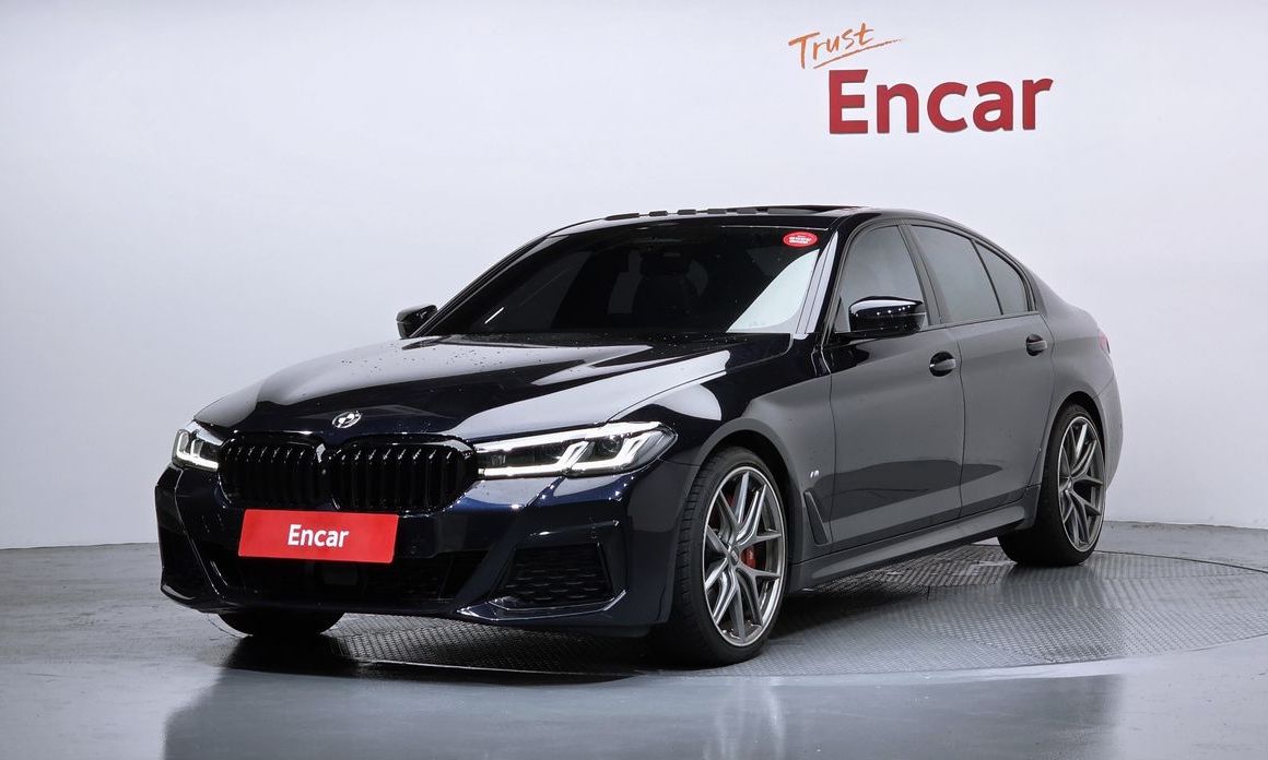 BMW 5-Series 2023