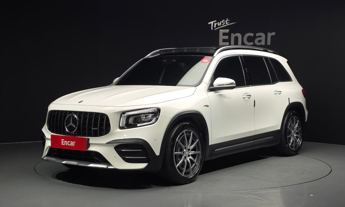 Mercedes-Benz GLB-Class 2023