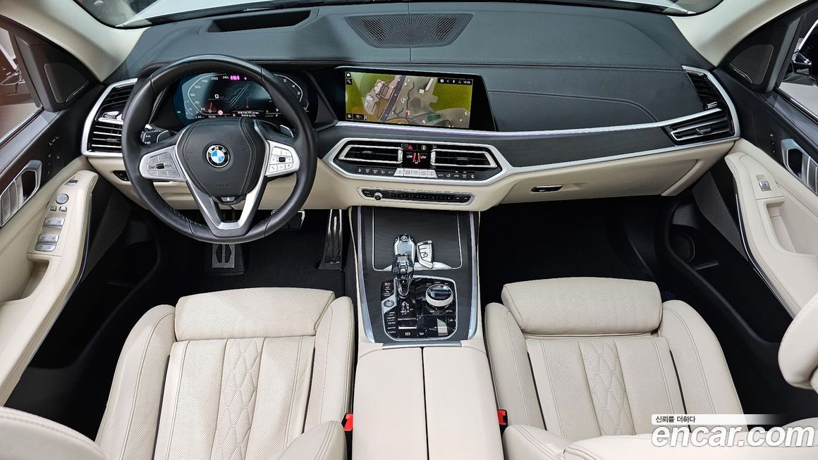 BMW X7 2021