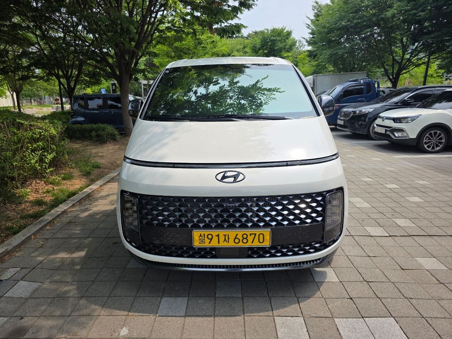 Hyundai Staria 2025