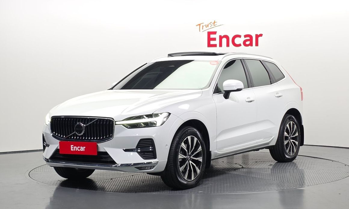 Volvo XC60 2025