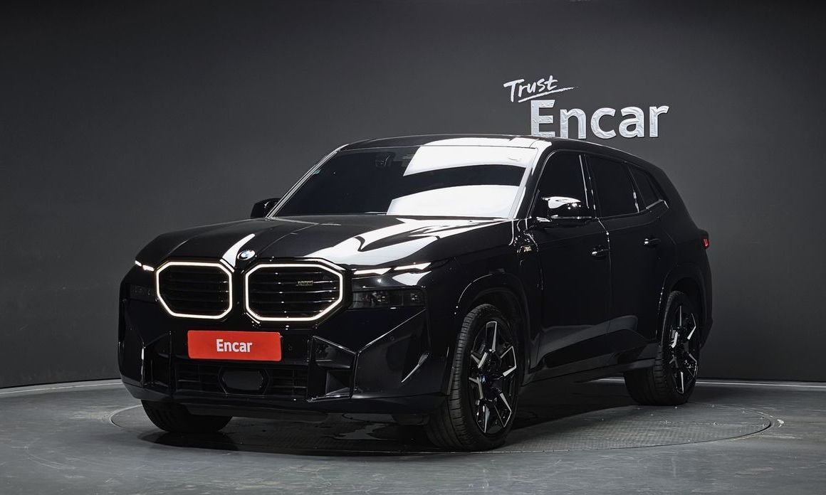 BMW XM 2023