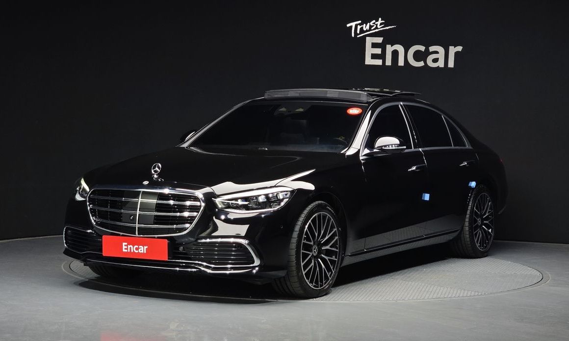 Mercedes-Benz S-Class 2024