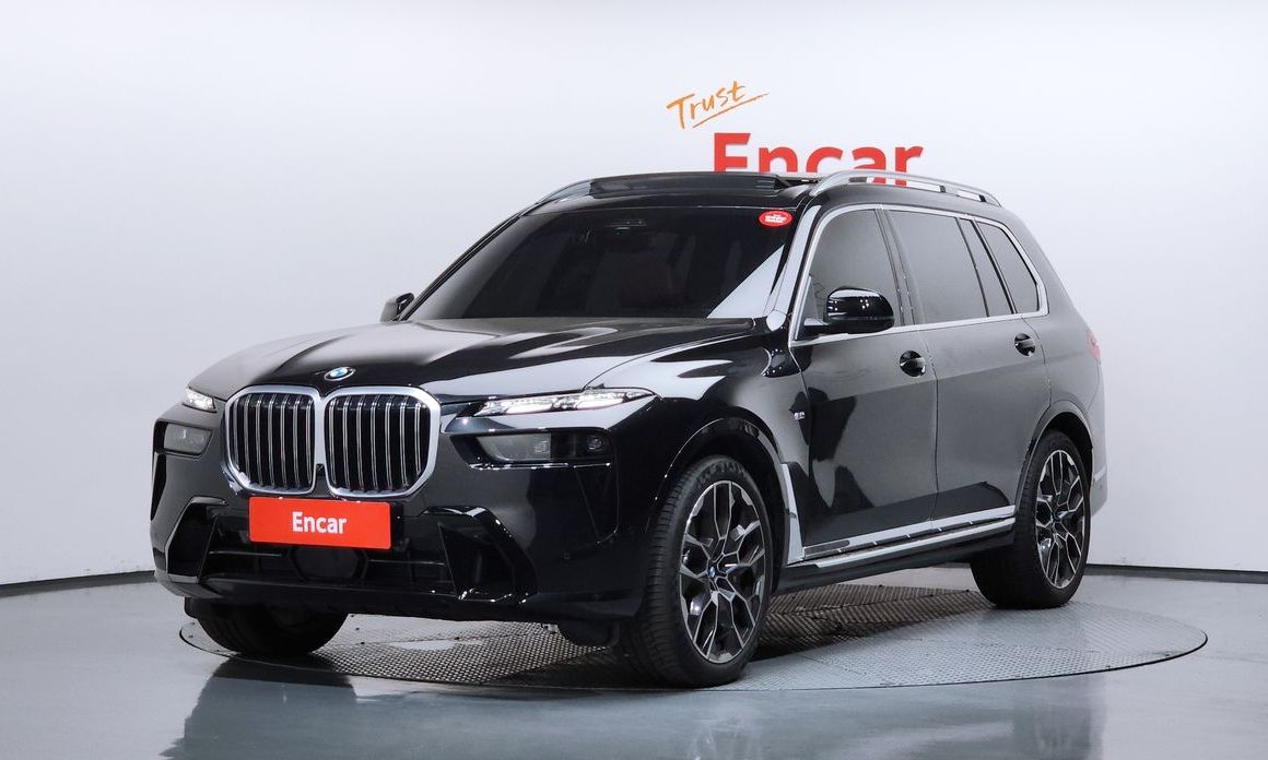BMW X7 2025