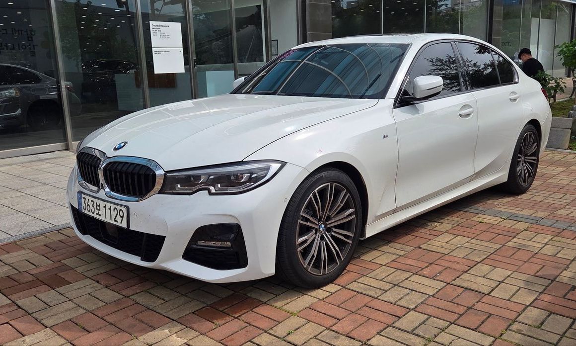 BMW 3-Series 2021