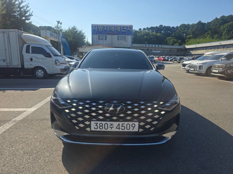 Hyundai Grandeur 2023