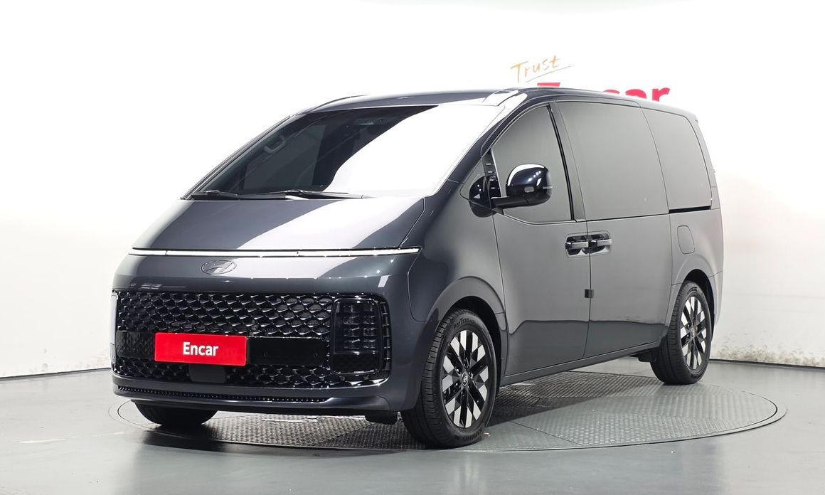 Hyundai Staria 2025