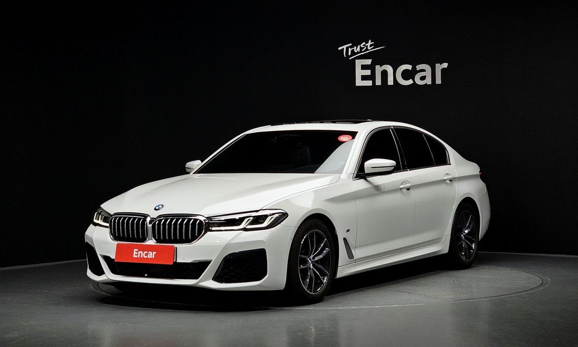 BMW 5-Series 2022