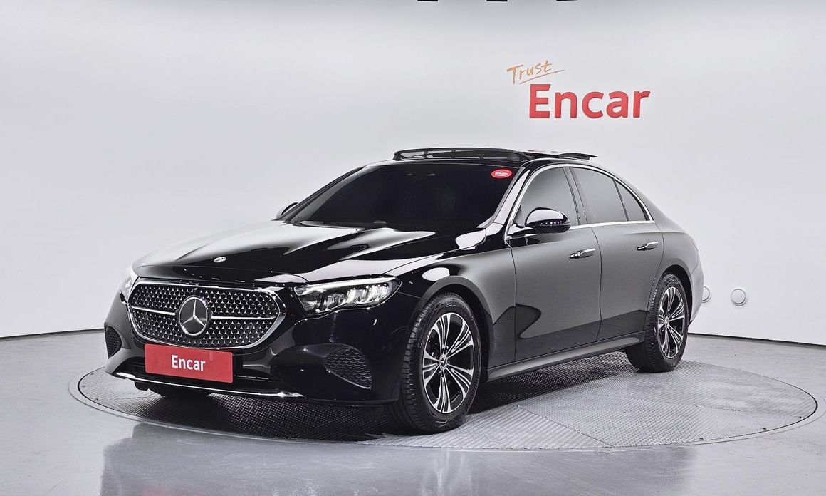 Mercedes-Benz E-Class 2025