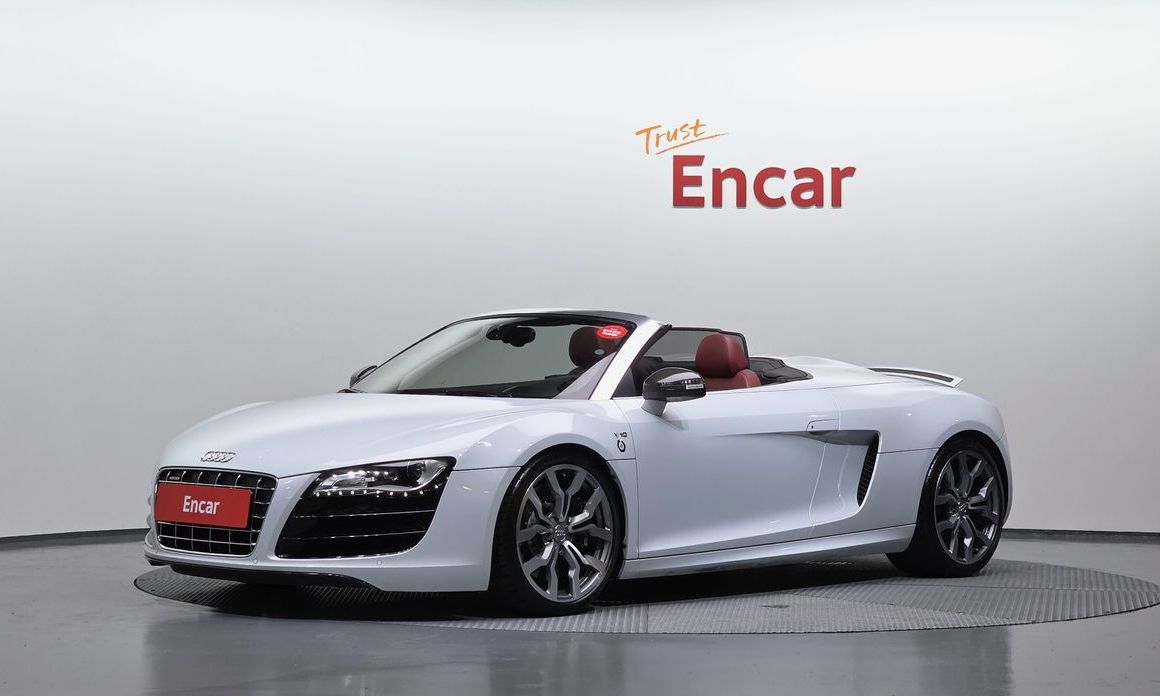 Audi R8 2011