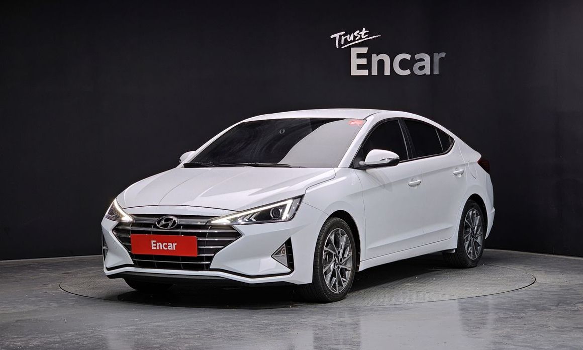 Hyundai AVANTE 2020