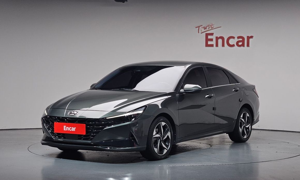 Hyundai AVANTE 2021