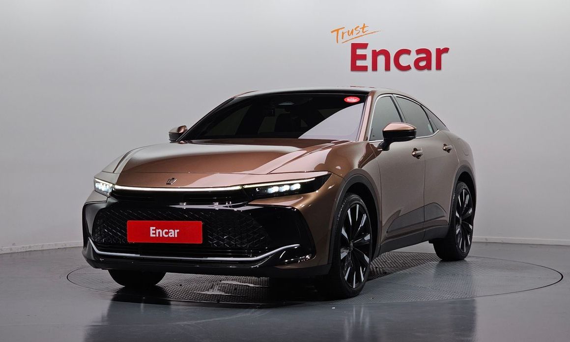 Toyota Crown 2023
