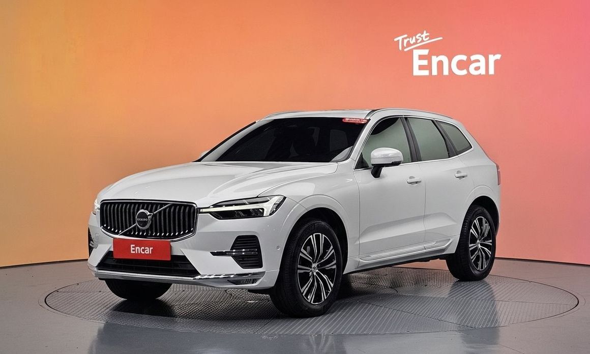 Volvo XC60 2022