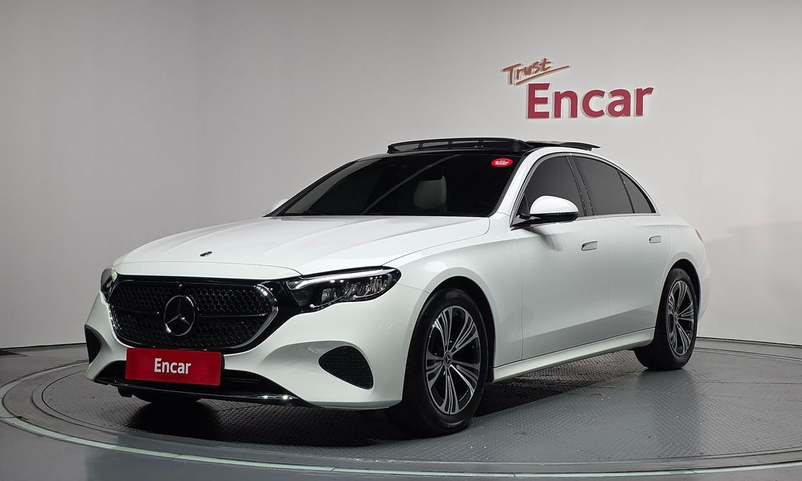 Mercedes-Benz E-Class 2025